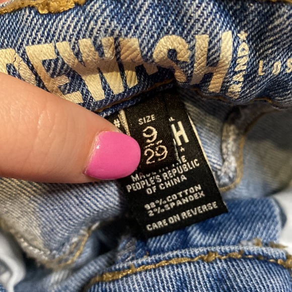 distressed denim shorts - Picture 5 of 6